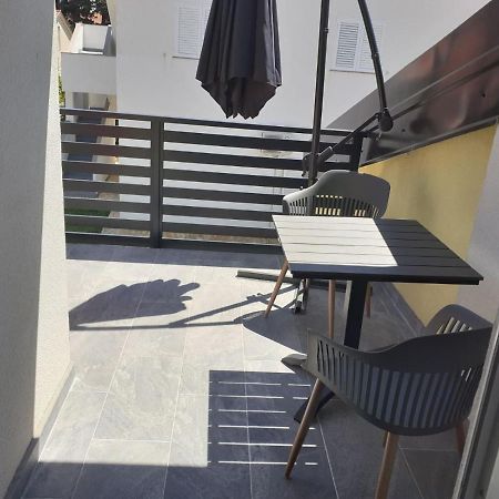 Pavel, Studio Apartman Привлака Екстериор снимка