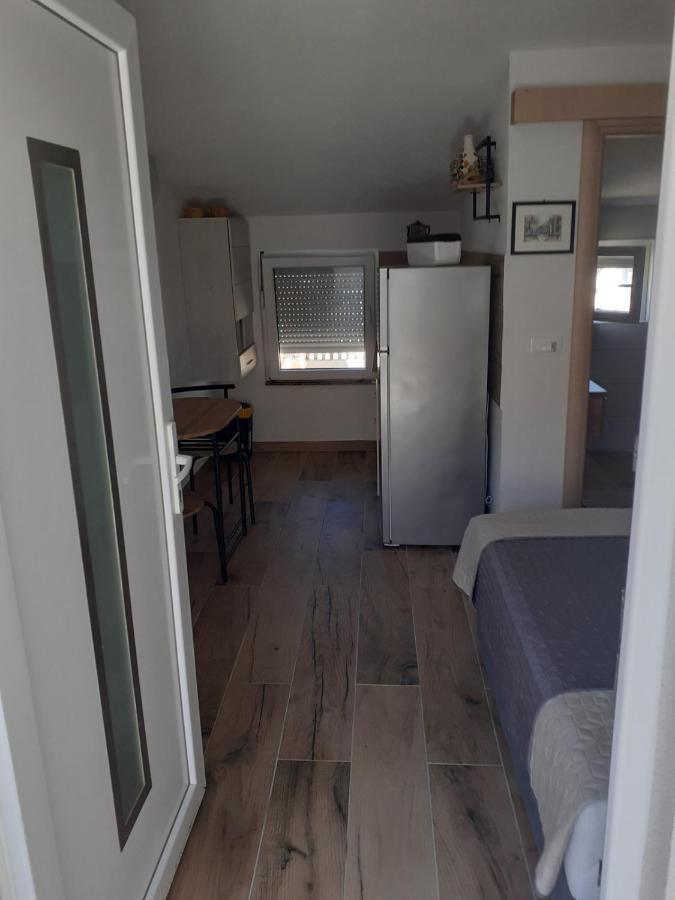 Pavel, Studio Apartman Привлака Екстериор снимка