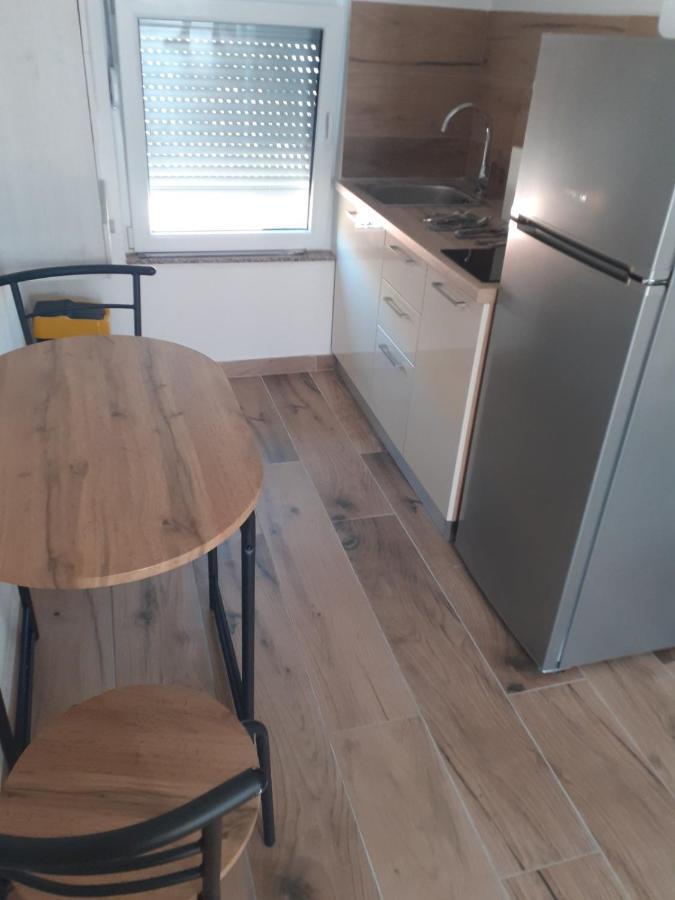 Pavel, Studio Apartman Привлака Екстериор снимка