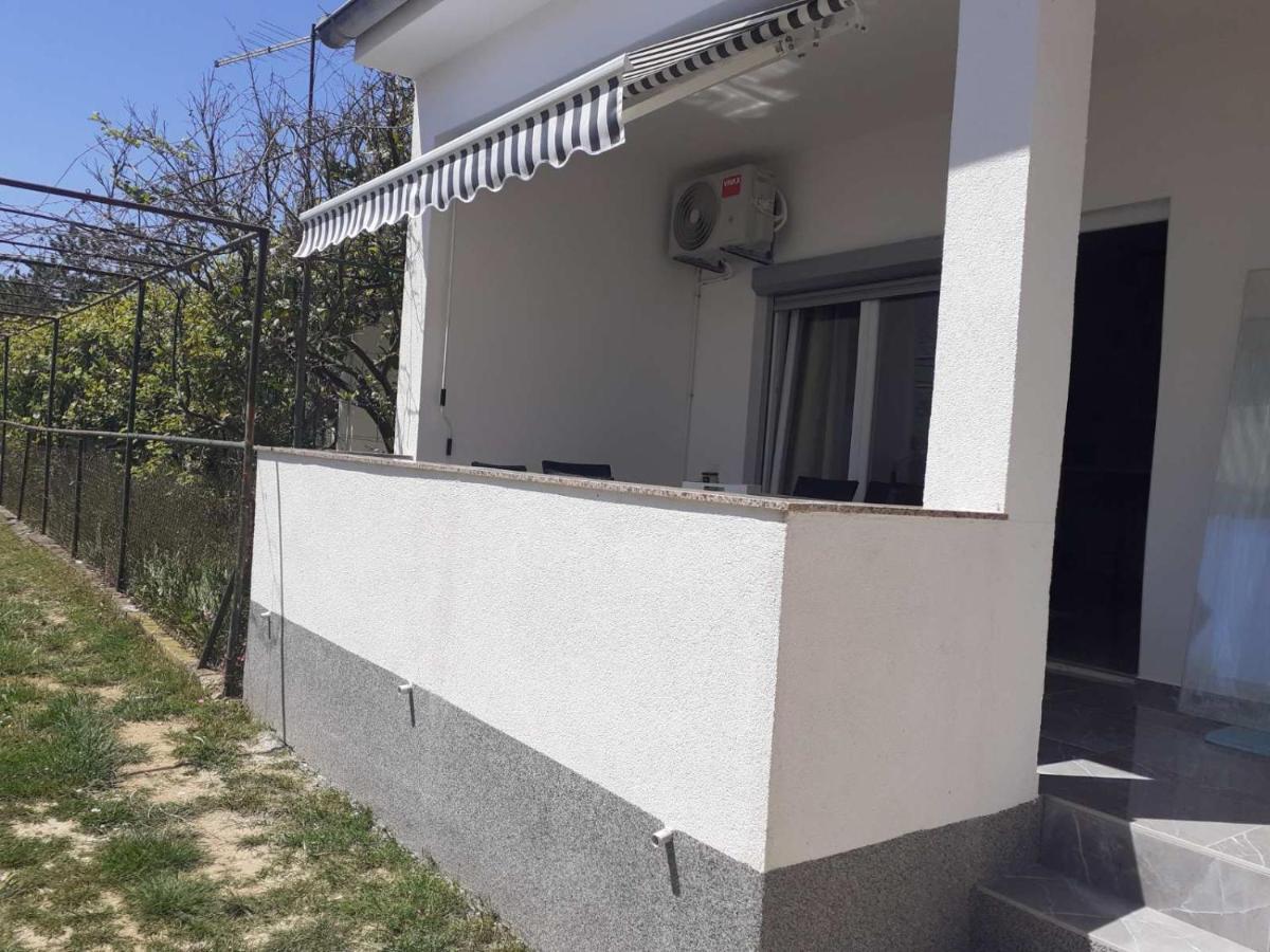 Pavel, Studio Apartman Привлака Екстериор снимка