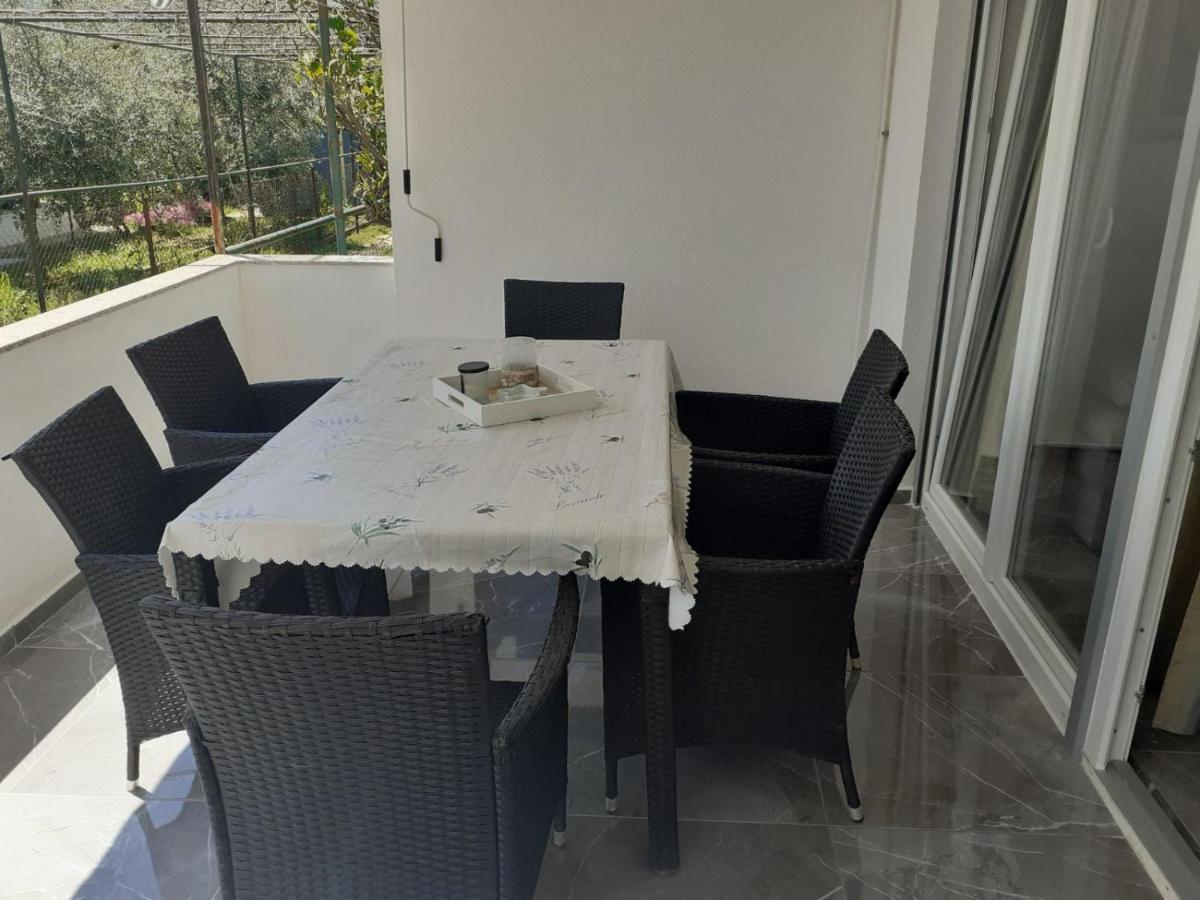 Pavel, Studio Apartman Привлака Екстериор снимка