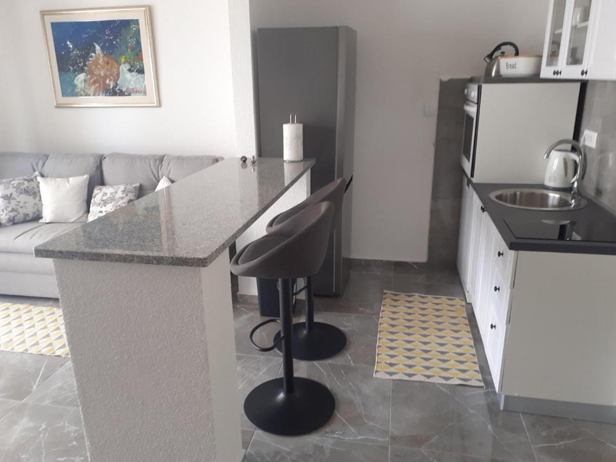 Pavel, Studio Apartman Привлака Екстериор снимка